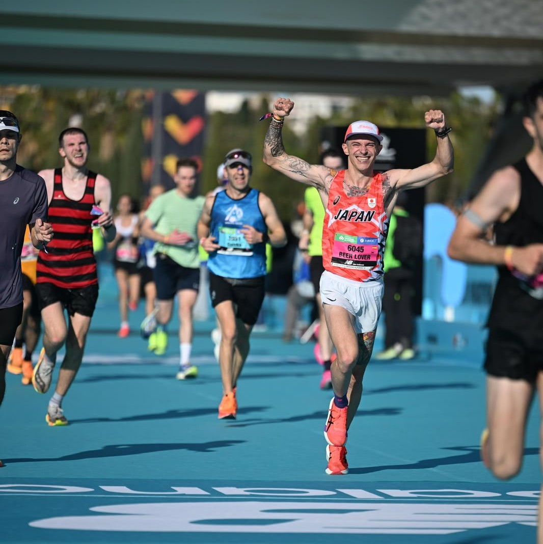 Maratón Valencia entrada a meta carreras running España
